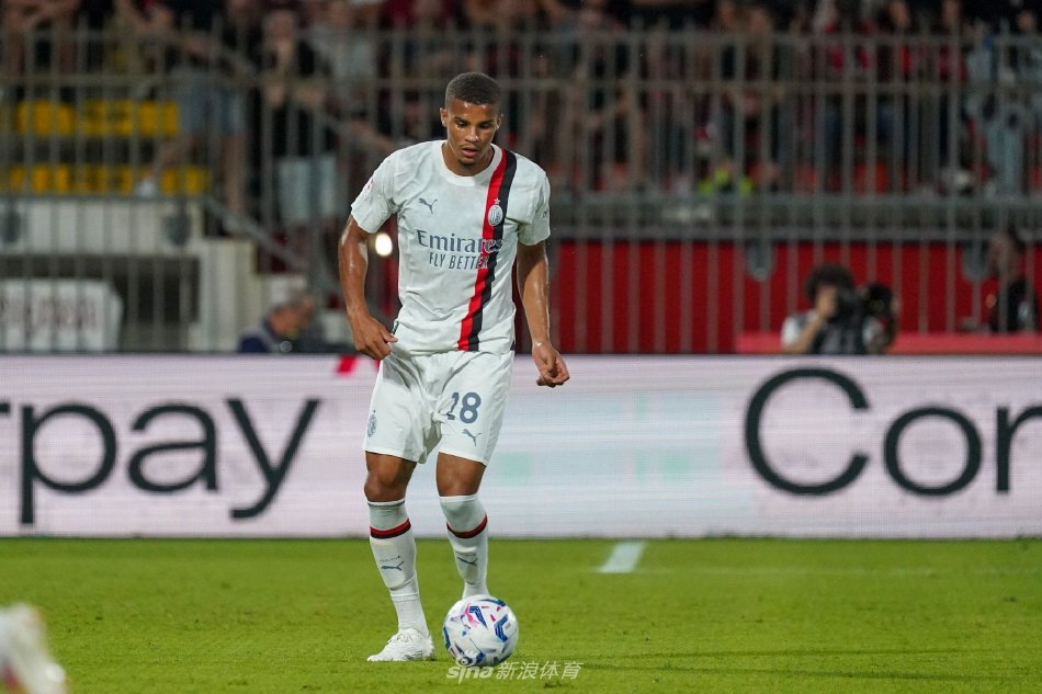 而像里夫斯 而像里夫斯