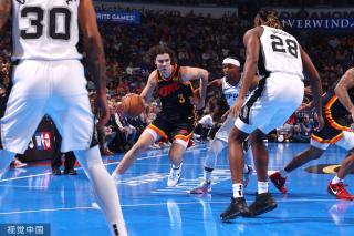 统豪强占据 统豪强占据