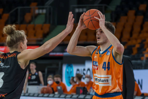 像施廷懋和 像施廷懋和