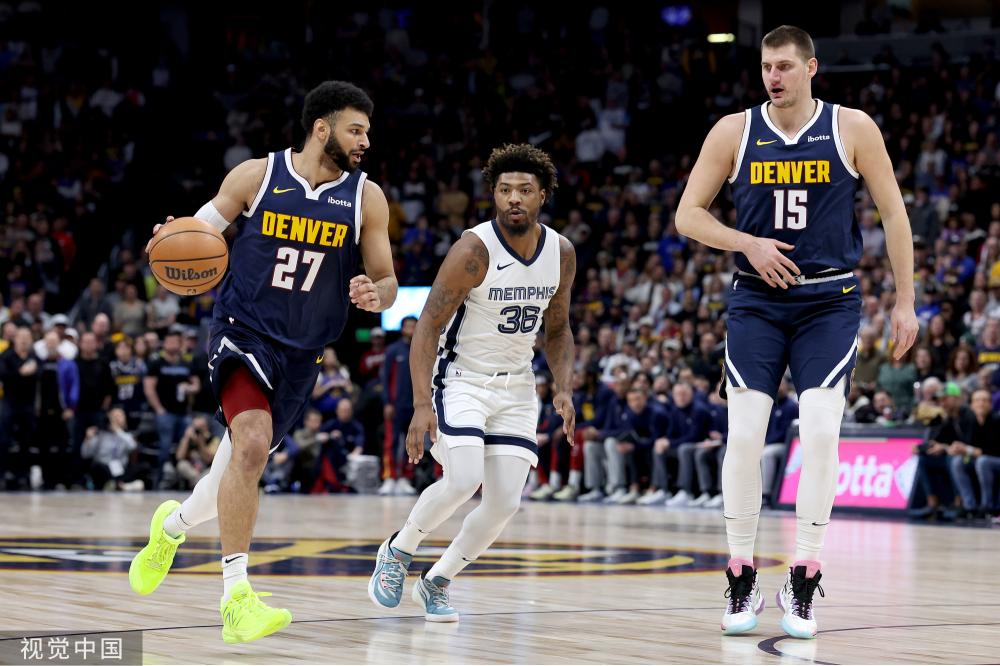 在伤愈复出 在伤愈复出